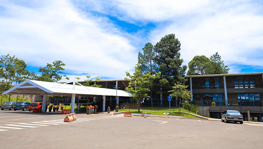 Colégio Couto Magalhães em Anápolis, foto 2